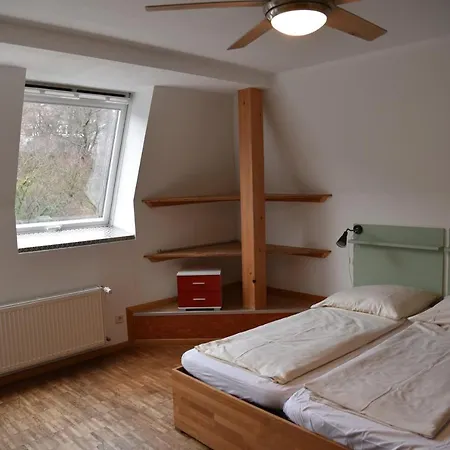 Vandrerhjem Alex 30