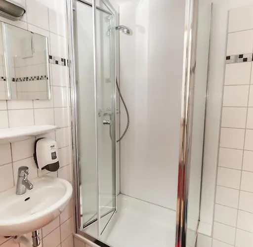 Alex 30 Vandrerhjem Stuttgart