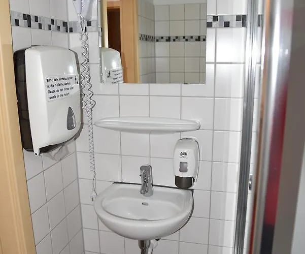 Alex 30 Vandrerhjem *