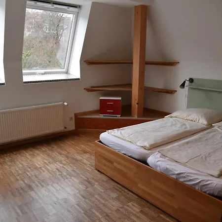 Alex 30 * شتوتغارت