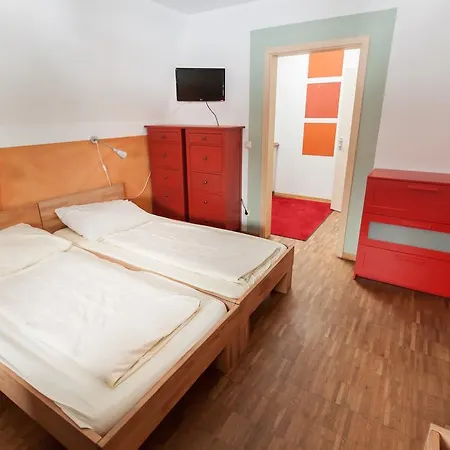 بيت شباب Alex 30