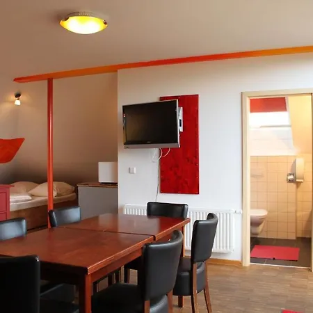 Alex 30 * شتوتغارت