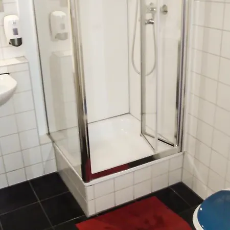 بيت شباب Alex 30 *