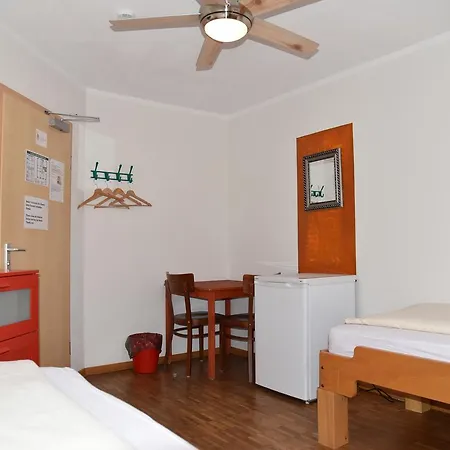 Alex 30 * شتوتغارت