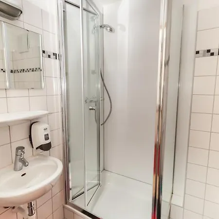 Alex 30 Hostel Stuttgart